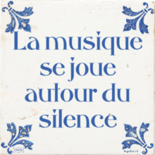 La musique se joue autour du silence - 12 keer bekeken